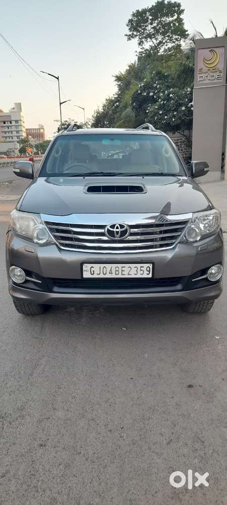 Toyota Fortuner 4X2 AT 2.8 Diesel, 2012, Diesel