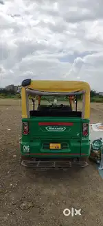 1.5 (દોઢ વર્ષ ) juni new condition cash ma lidhel chhe loan baki nthi