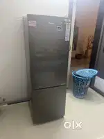 Double door 256 litre fridge