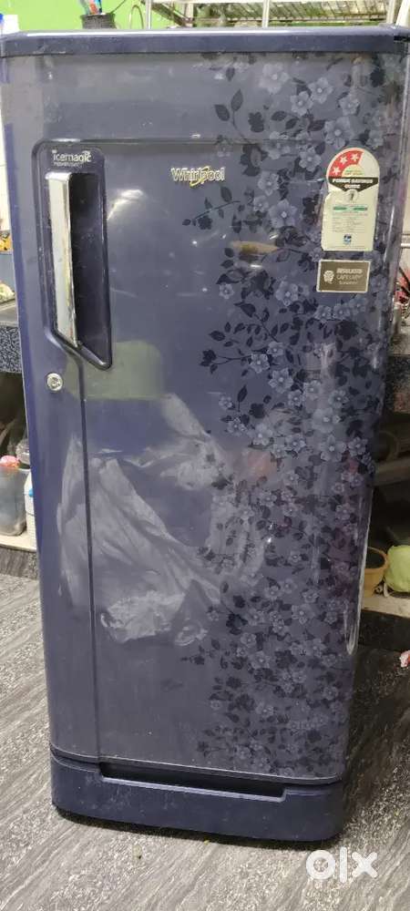 Whirlpool single door fridge