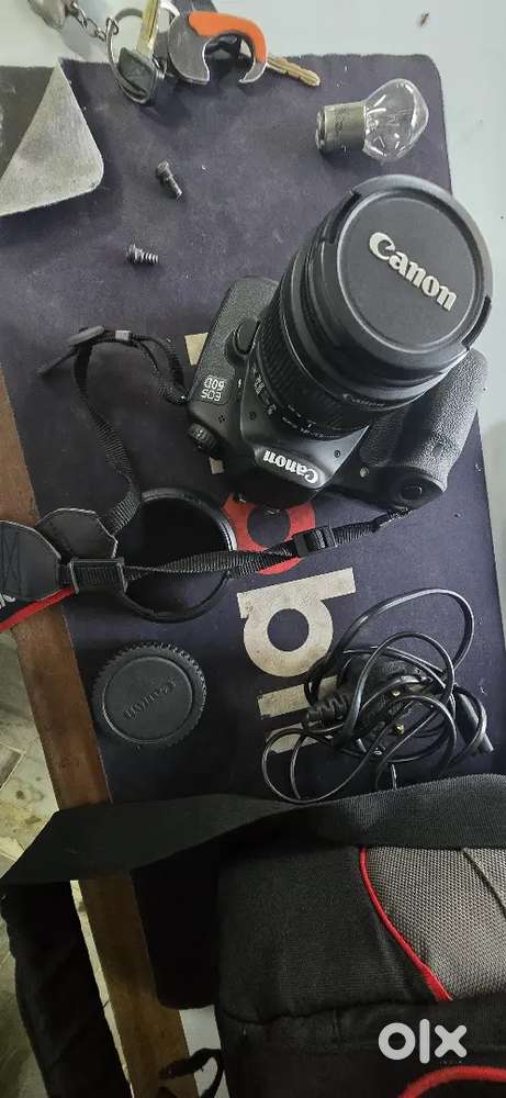 Canon EOS 600D DSLR camera