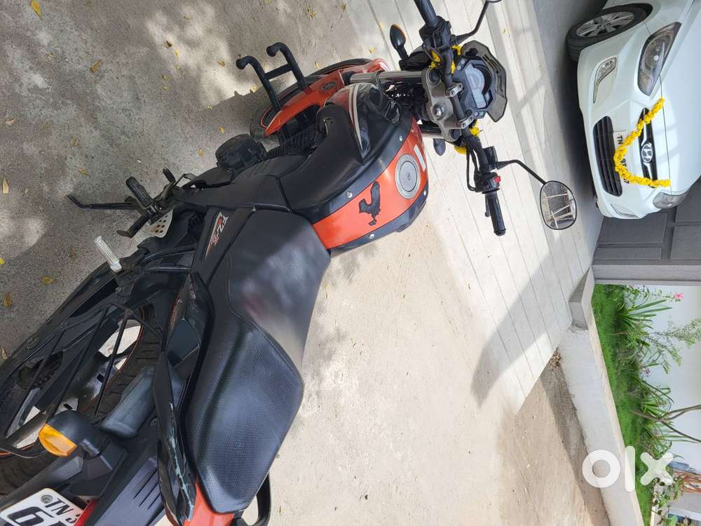 Yamaha FZ, 153 CC, ColorBlack & Orange, 10 years old