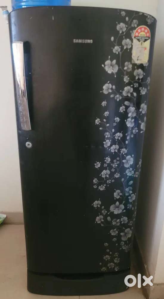 One door fridge @6000