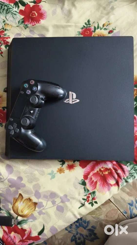 PS4 PRO 1TB