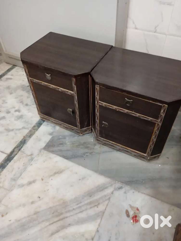 Pair of wooden side table  for  bed with drawers very good condition