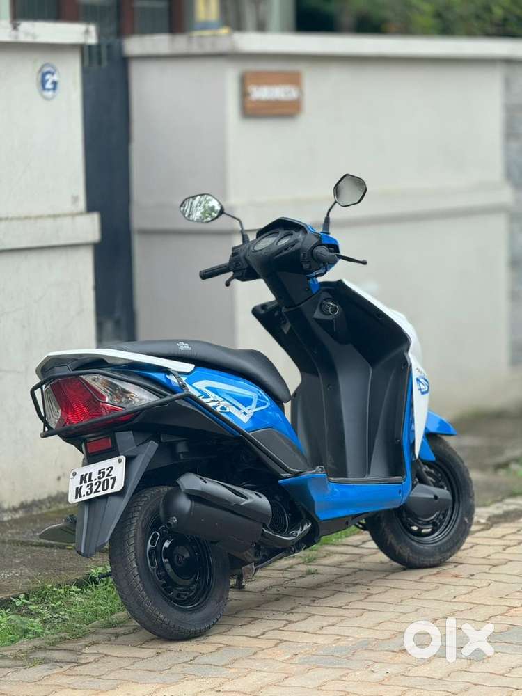 Honda dio.