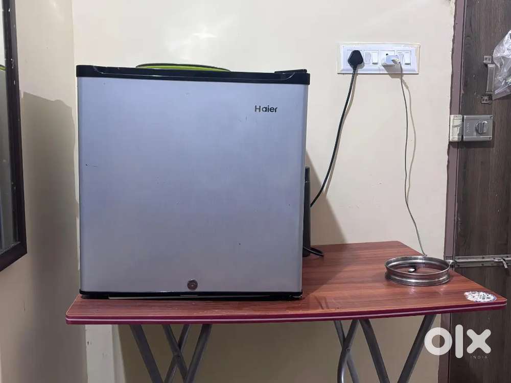 Haier mini fridge