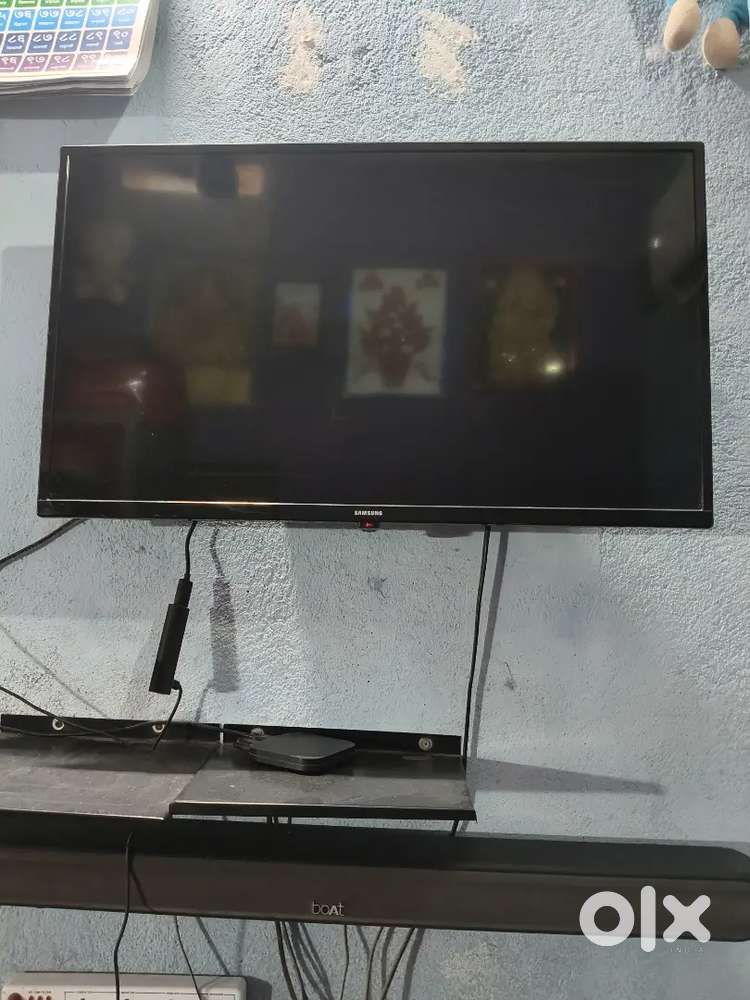 Excellent condition TV for sale