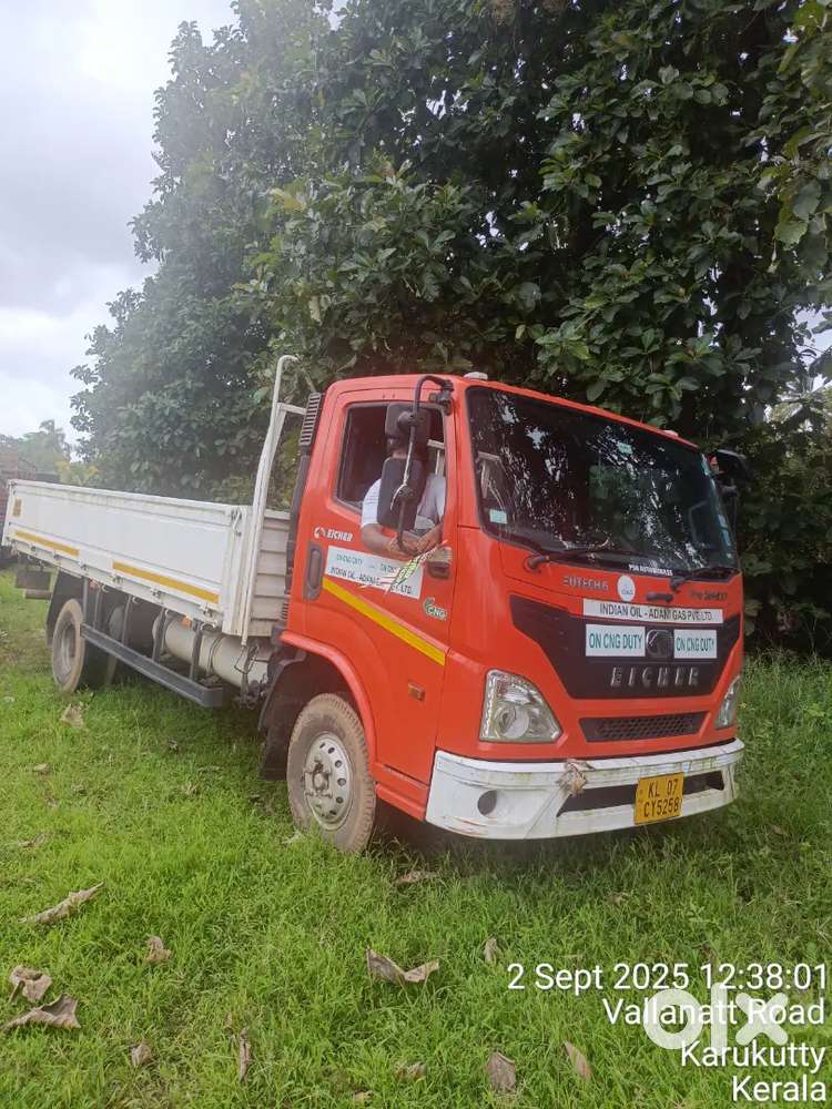 Eicher CNG 2080 very good condition