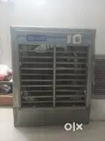 Cooler With Stand