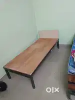 Single bed ԅ( ͒ ۝ ͒ )ᕤ