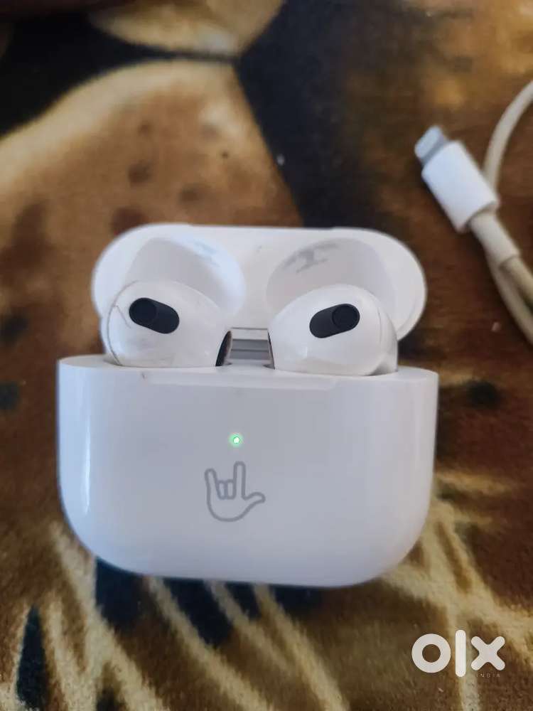 Apple AirPods 3rd Gen with Box –urgent sale