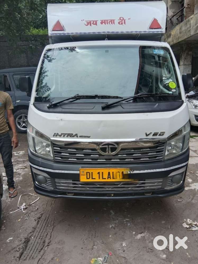TATA INTRA V20 CNG CLOSED BODY SHOWROOM CONDITION