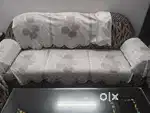 Sofa set with centre table excellent condition