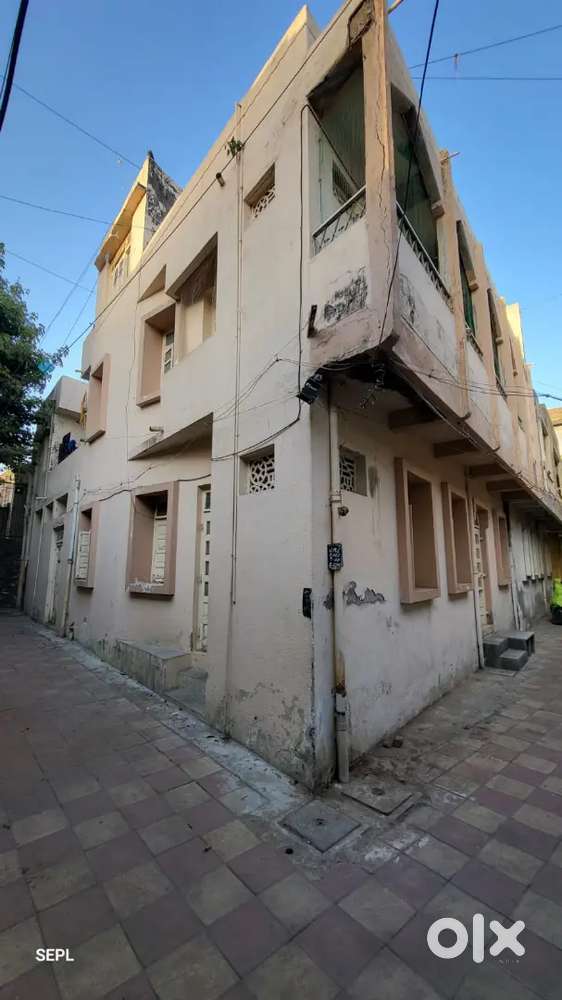 Corner House, G+1+T, 1000 sq ft plot size, perfect for joint family
