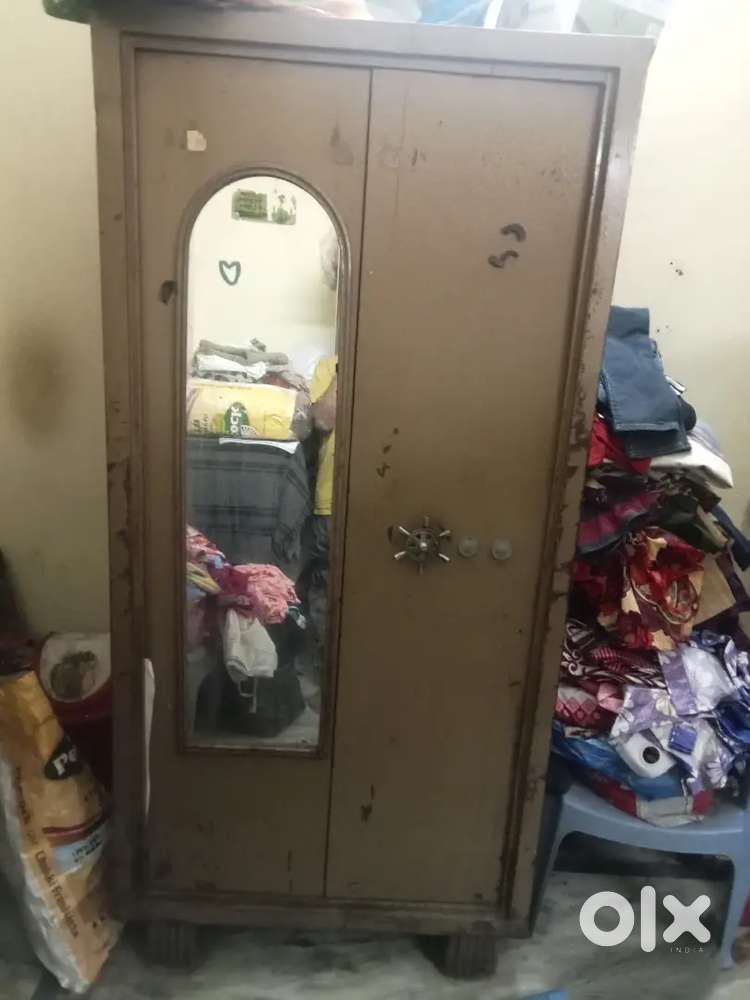 Bed,dressing table,sofa,Almirah for sale