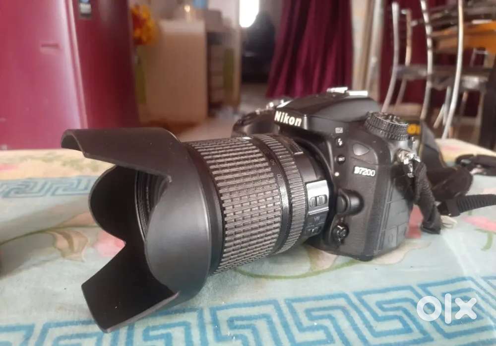 01.DSLR कैमरा Nikon D7200 New Condition