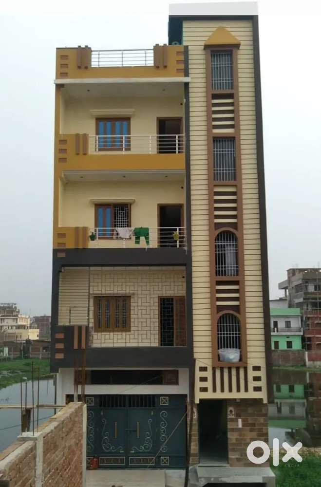 2BHK IN BANK COLONY KHEMNICHAK NEAR MANGAL CHAWK
