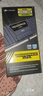 CORSAIR VENGEANCE LPX DDR4 16 GB RAM  3200 MHZ