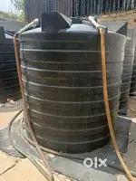Water storage tank