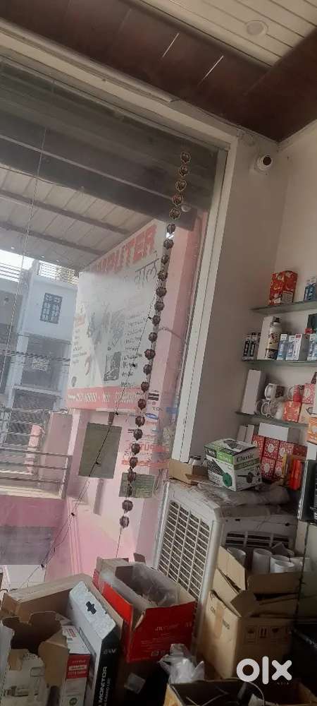 Cctv and laptop technician