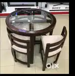 Dinning table in teak wood