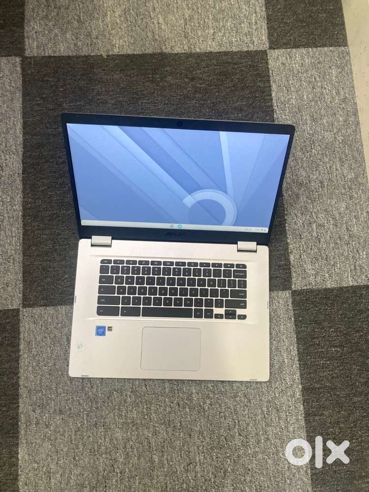 Asus chrome book /intel R/celeron/chromeOS/4gb/64SSD/with warranty&bil