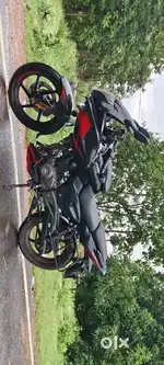 Bajaj pulser 220f