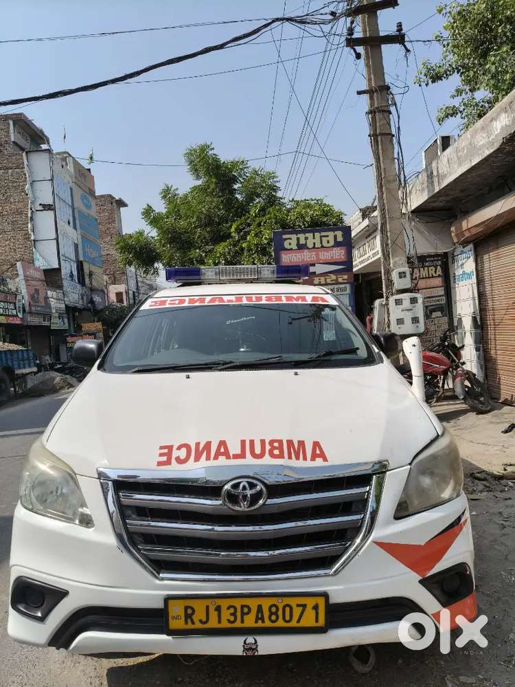 Toyota Innova 2014 Ambulance