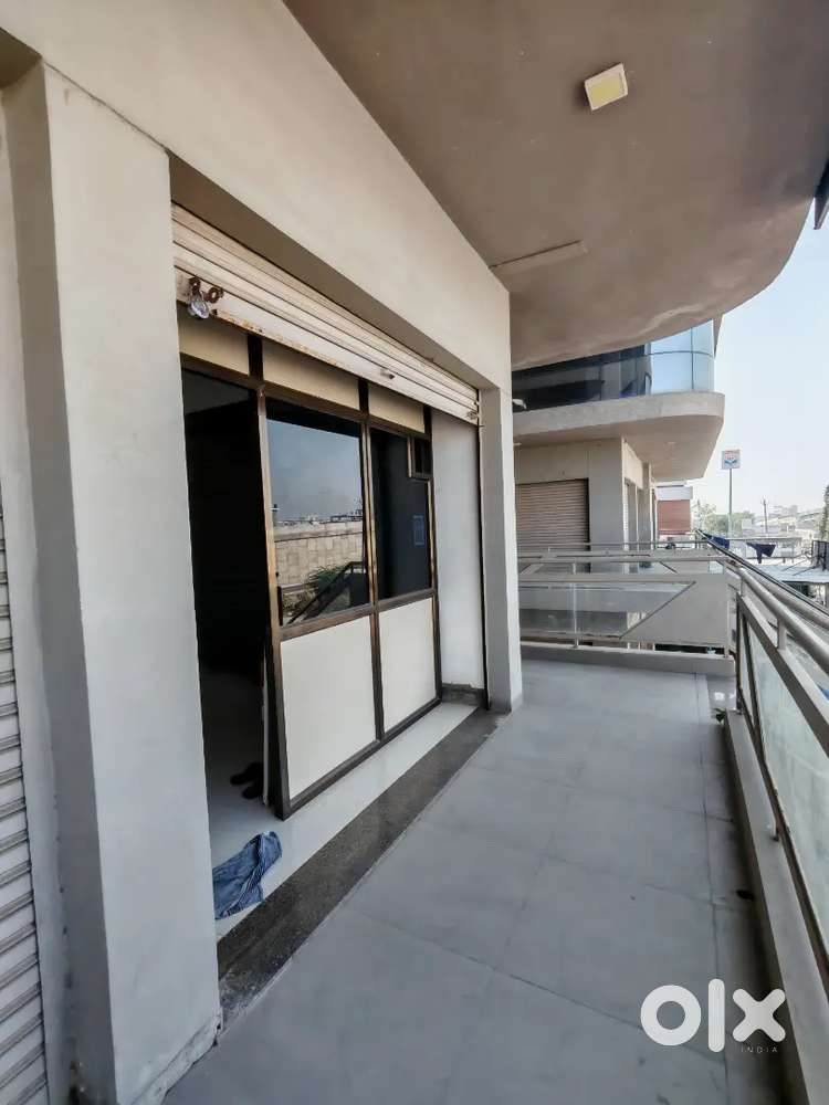 Good location good parking space at panchot Bypass