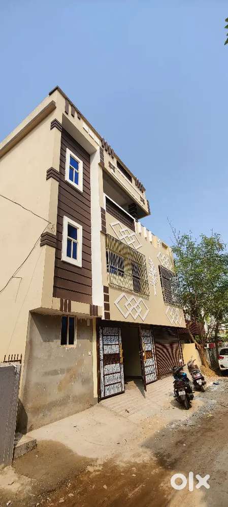 Newly Constructed Building near ITER available for Commercial Activity