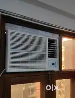 Window Ac - Urgent Sale: 1 Ton Lloyd Window AC - Excellent Condition