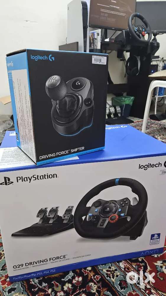 Logitech G29 Driving Force Steering Wheel, Pedals and Shifter