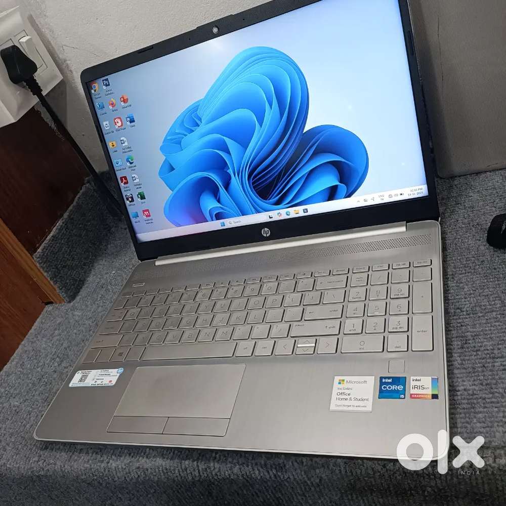 HP Intel Core i5 11thGen 16GBRam 512SSD Nvme 15.6 original Charger