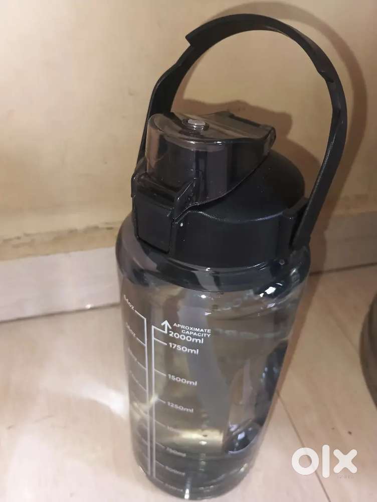2 Litre Black Gym Water Bottle