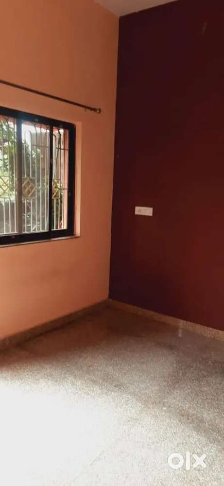 We are selling room for rent