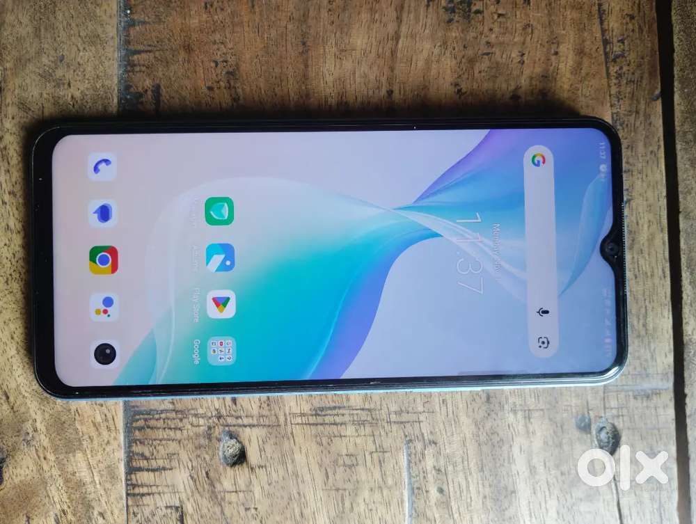 IQOO Z6 Lite 5G 6 GB RAM 128 GB Internal Memory