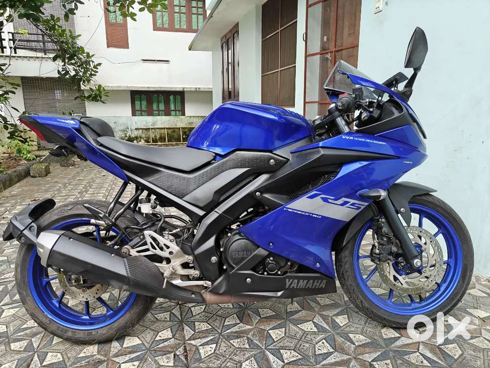 YAMAHA R15 V3 2021 ABS