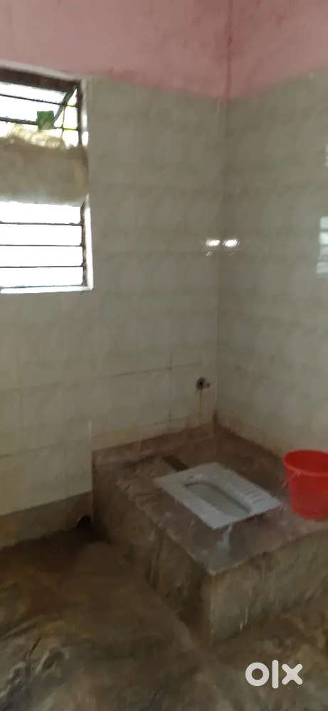 7500 rent water,Electricity . Only family. No agent alow.call only,