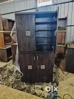 Shoorack rack or cabnetn
