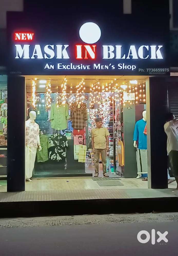 LOOKING FOR SALESMAN