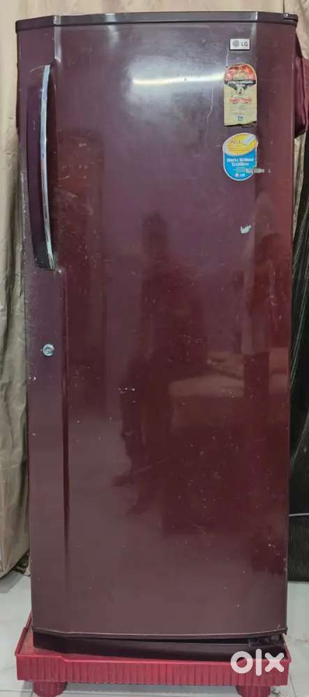 LG refrigerator 220 liter
