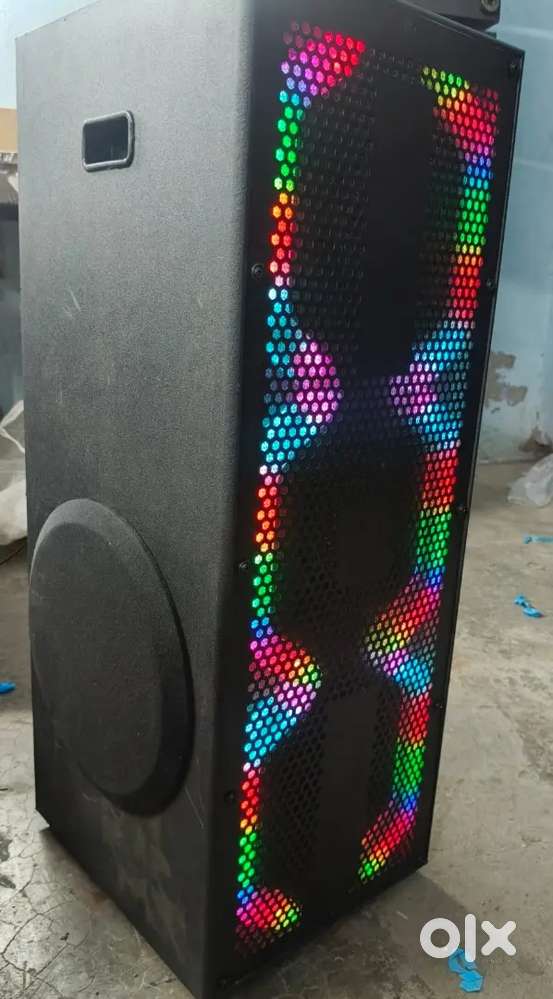 Brand new tower speaker sell delhi only jiso Lena hai vhi msz kre.