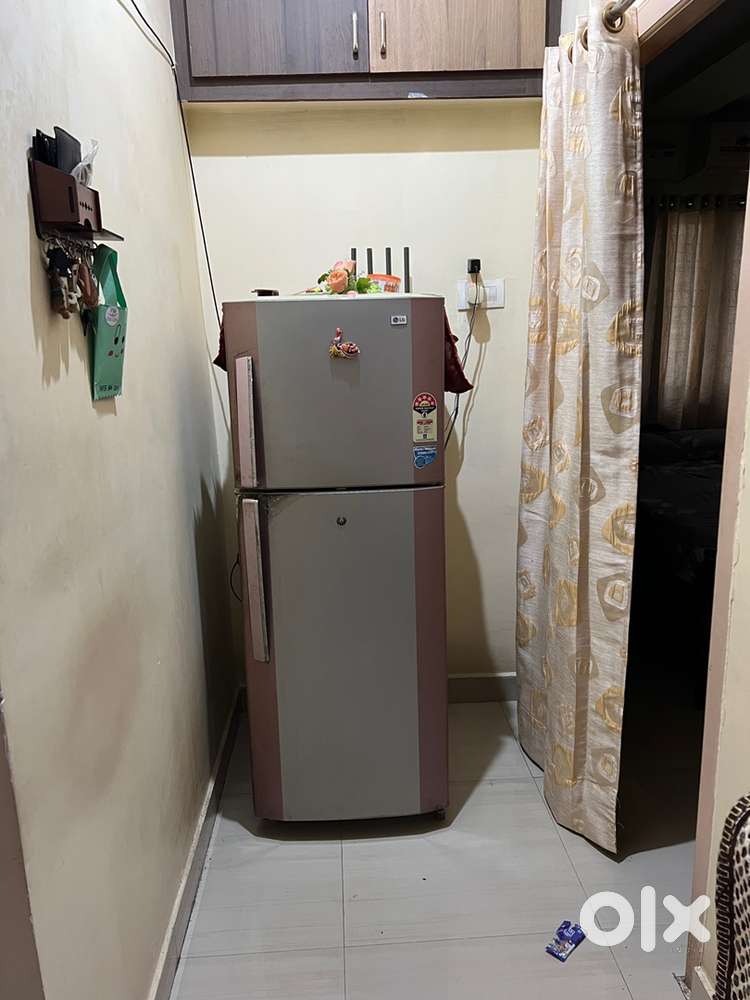 LG fridge working condition 240 litres