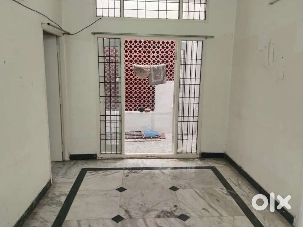 Gopalapuram near 2 BHK flat Rent Rs 25k Advance 6 months RENT