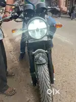 6 days old bike all original going out of india