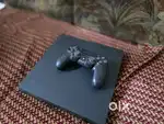 Ps4 slim with one controller