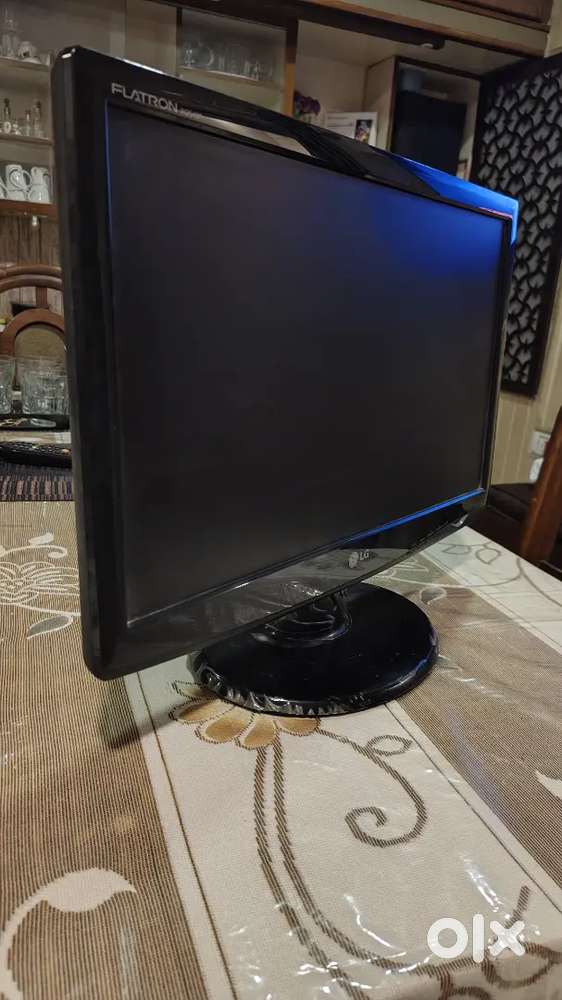 LG Flatron 22inch Computer Monitor