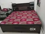 Double bed with box 6 month old