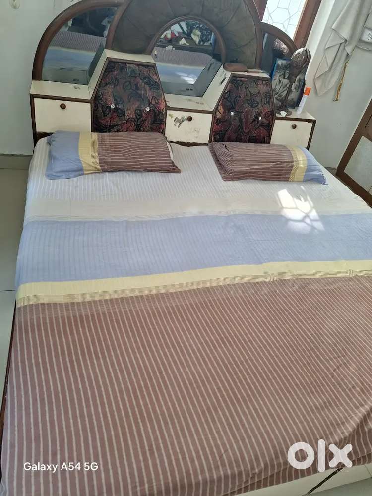 Double Bed